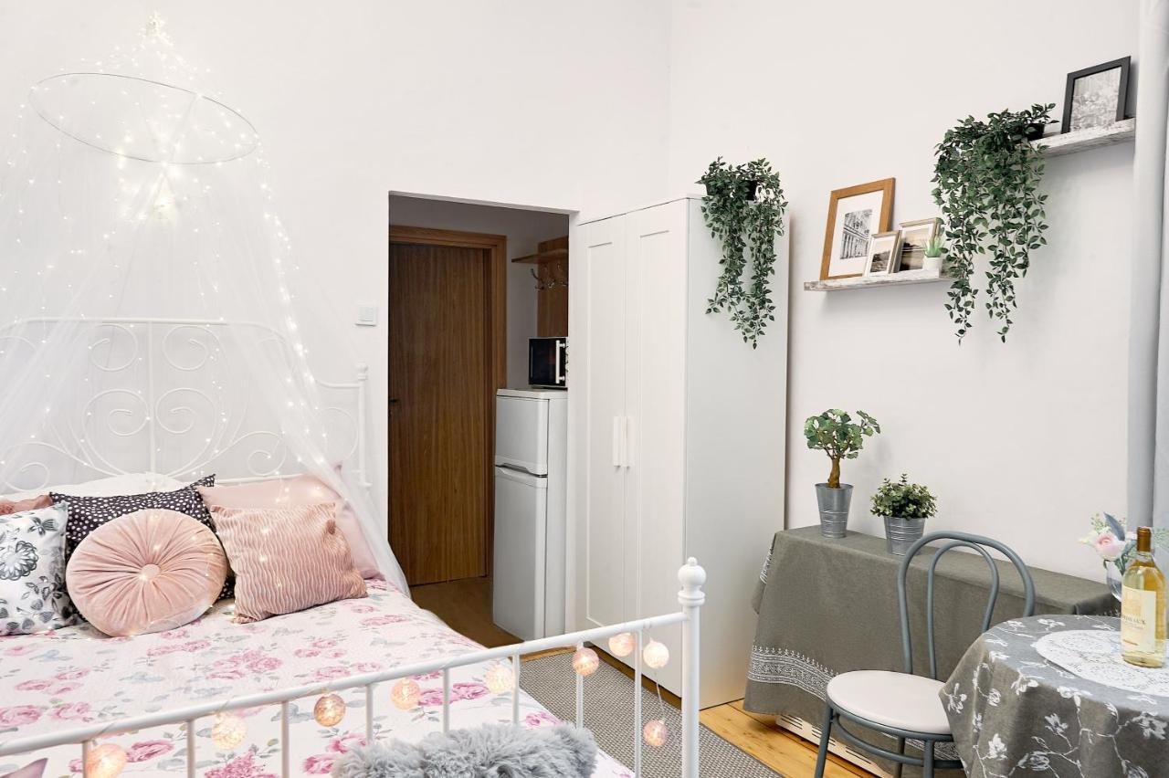 Miodowa Kazimierz Apartment Krasków Eksteriør bilde